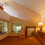 La Fortezza Villa Dormelletto