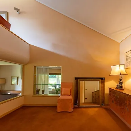 La Fortezza Villa Dormelletto